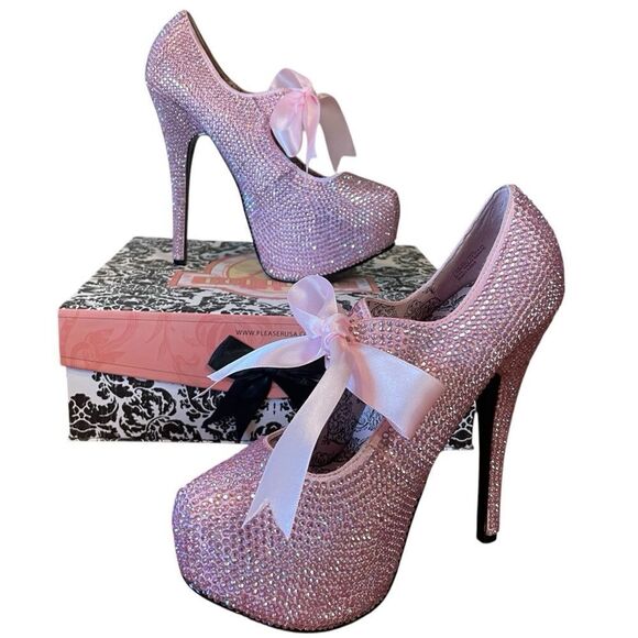 NIB Bordello Teeze-04R Uktra High Stiletto Rhinestone Heels Baby Pink Size 7 - Picture 1 of 12